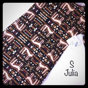 LuLaRoe S Julia
